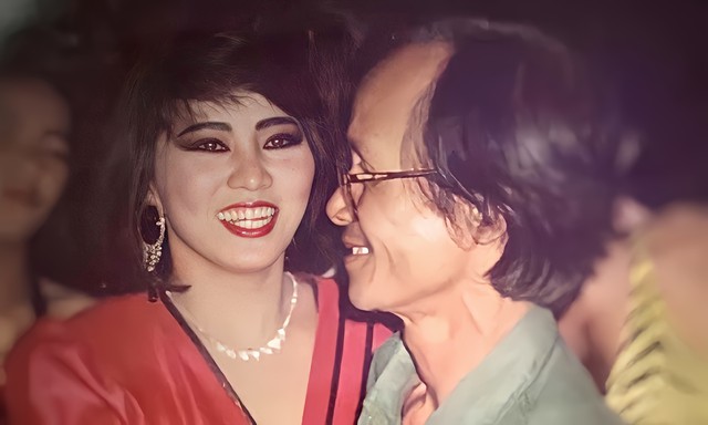 Nữ ca sĩ được được Trịnh công Sơn để nghị Nữ ca sĩ được được Trịnh công Sơn để nghị