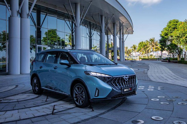 Đầu tháng 4, loạt ô tô giảm giá kỷ lục: Có mẫu giảm đến 250 triệu đồng- Ảnh 3. Đầu tháng 4, loạt ô tô giảm giá kỷ lục: Có mẫu giảm đến 250 triệu đồng- Ảnh 3.