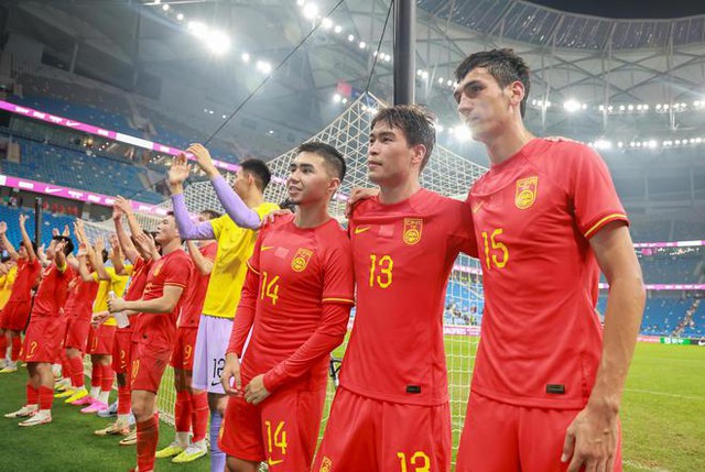 Lại để thua trắng, U23 Trung Quốc lo lắng trước thềm đại chiến ở bảng “tử thần” giải châu Á- Ảnh 3. Lại để thua trắng, U23 Trung Quốc lo lắng trước thềm đại chiến ở bảng “tử thần” giải châu Á- Ảnh 3.