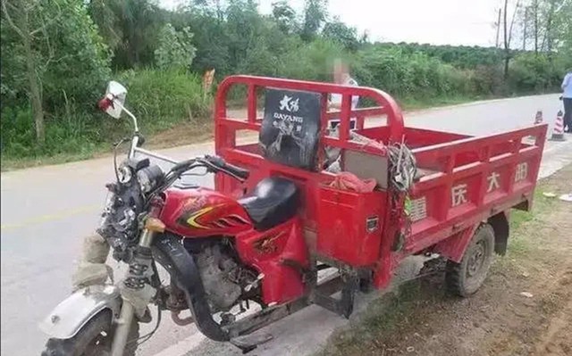 Người đàn ông đi tù 15 năm, trở về nuôi bò, xây biệt thự: Cảnh sát điều tra phát hiện bí mật rúng động- Ảnh 2. Người đàn ông đi tù 15 năm, trở về nuôi bò, xây biệt thự: Cảnh sát điều tra phát hiện bí mật rúng động- Ảnh 2.
