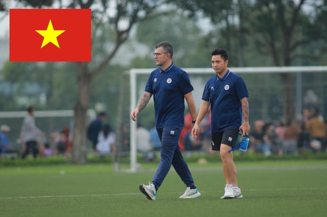 VFF chốt 2 HLV ngoại làm việc ở tuyển Việt Nam- Ảnh 1. VFF chốt 2 HLV ngoại làm việc ở tuyển Việt Nam- Ảnh 1.