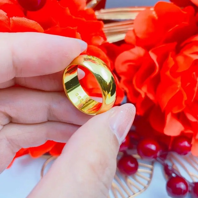 Bé trai lớp 2 tặng bạn nhẫn 5 chỉ vàng, luật sư phân tích: Nếu làm mất, gia đình bé gái không phải đền bù- Ảnh 4. Bé trai lớp 2 tặng bạn nhẫn 5 chỉ vàng, luật sư phân tích: Nếu làm mất, gia đình bé gái không phải đền bù- Ảnh 4.
