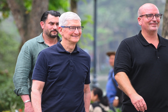 Khuyên giới trẻ “đừng làm việc vì tiền”, tỷ phú Tim Cook giàu cỡ nào?- Ảnh 1. Khuyên giới trẻ “đừng làm việc vì tiền”, tỷ phú Tim Cook giàu cỡ nào?- Ảnh 1.
