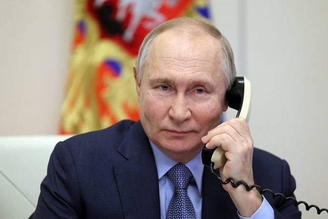 Iran gọi điện, ông Putin trực tiếp hồi đáp - Lộ diện đòn giáng đầu tiên vào Tehran, khối 27 nước hành động- Ảnh 1. Iran gọi điện, ông Putin trực tiếp hồi đáp - Lộ diện đòn giáng đầu tiên vào Tehran, khối 27 nước hành động- Ảnh 1.