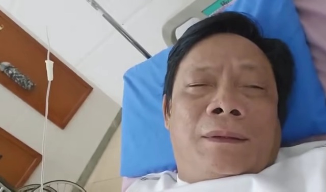 Tấn Hoàng phải nhập viện, nói không ra hơi: Tấn Hoàng phải nhập viện, nói không ra hơi: