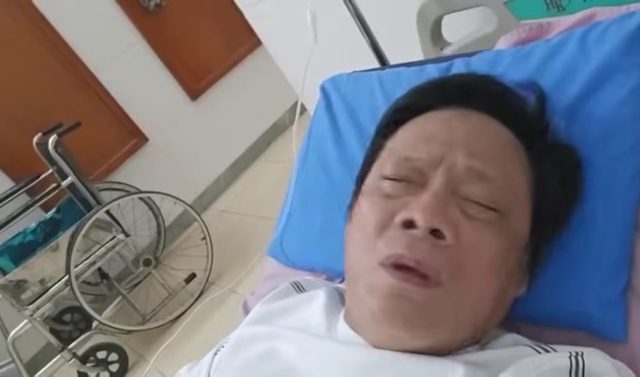 Tấn Hoàng phải nhập viện, nói không ra hơi: Tấn Hoàng phải nhập viện, nói không ra hơi: