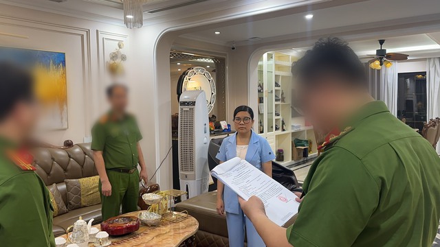 Bắt khẩn cấp nữ Tổng giám đốc Công ty Tâm Lộc Phát chiếm đoạt hơn 1.000 tỷ đồng- Ảnh 2. Bắt khẩn cấp nữ Tổng giám đốc Công ty Tâm Lộc Phát chiếm đoạt hơn 1.000 tỷ đồng- Ảnh 2.