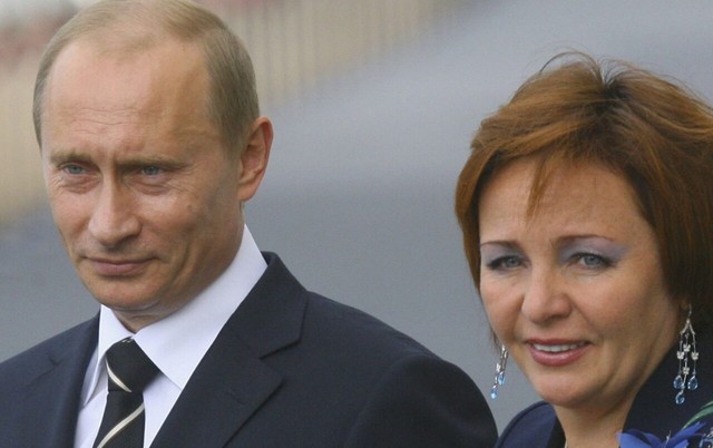 Telegraph: Pháp tịch thu biệt thự 7,6 triệu bảng liên quan đến vợ cũ ông Putin; Điện Kremlin lên tiếng- Ảnh 3. Telegraph: Pháp tịch thu biệt thự 7,6 triệu bảng liên quan đến vợ cũ ông Putin; Điện Kremlin lên tiếng- Ảnh 3.