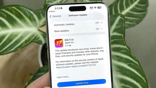 Apple cố 'nói câu chân tình' với chủ sở hữu iPhone 11-12: Chuyên gia nghĩ gì?- Ảnh 5. Apple cố 'nói câu chân tình' với chủ sở hữu iPhone 11-12: Chuyên gia nghĩ gì?- Ảnh 5.