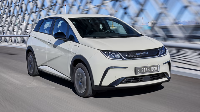 3 mẫu xe 'chiến thần' của Trung Quốc: Về Việt Nam giá ngọt bất ngờ, Toyota gặp áp lực lớn?- Ảnh 6. 3 mẫu xe 'chiến thần' của Trung Quốc: Về Việt Nam giá ngọt bất ngờ, Toyota gặp áp lực lớn?- Ảnh 6.