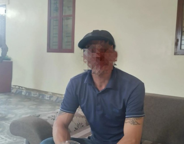 Bố nữ sinh 15 tuổi gọi cửa đúng lúc con gái đang bị sát hại, nghi phạm nói gì mà ông lại đi về?- Ảnh 1. Bố nữ sinh 15 tuổi gọi cửa đúng lúc con gái đang bị sát hại, nghi phạm nói gì mà ông lại đi về?- Ảnh 1.