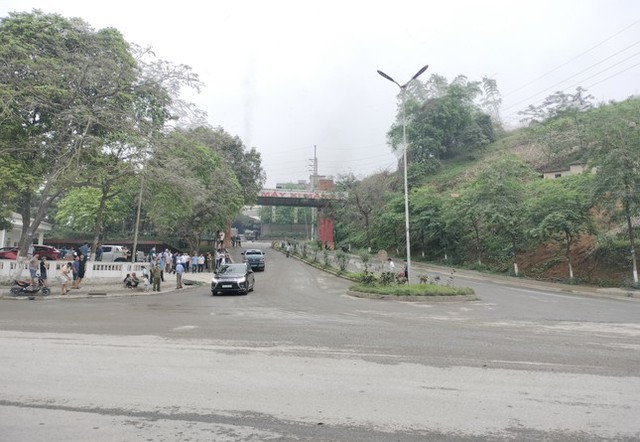 Hiện trường vụ tai nạn nghiêm trọng khiến 7 công nhân tử vong ở nhà máy xi măng Yên Bái- Ảnh 4. Hiện trường vụ tai nạn nghiêm trọng khiến 7 công nhân tử vong ở nhà máy xi măng Yên Bái- Ảnh 4.