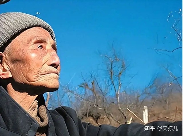 Người đàn ông được trả tự do sau khi ngồi tù 57 năm, mới bước chân ra đã xin được quay lại nhà giam- Ảnh 2. Người đàn ông được trả tự do sau khi ngồi tù 57 năm, mới bước chân ra đã xin được quay lại nhà giam- Ảnh 2.