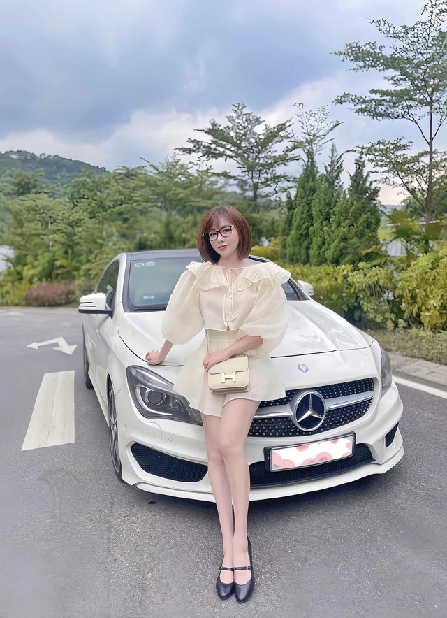 Cuộc sống mới của giảng viên từng tố chồng ngoại tình: Rời Việt Nam sang trời Tây, diện mạo lạ khó nhận ra- Ảnh 10.