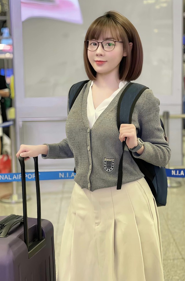 Cuộc sống mới của giảng viên từng tố chồng ngoại tình: Rời Việt Nam sang trời Tây, diện mạo lạ khó nhận ra- Ảnh 12. Cuộc sống mới của giảng viên từng tố chồng ngoại tình: Rời Việt Nam sang trời Tây, diện mạo lạ khó nhận ra- Ảnh 12.