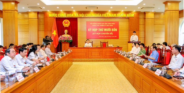 Bãi nhiệm chức vụ Chủ tịch UBND và Chủ tịch HĐND tỉnh Vĩnh Phúc- Ảnh 1. Bãi nhiệm chức vụ Chủ tịch UBND và Chủ tịch HĐND tỉnh Vĩnh Phúc- Ảnh 1.