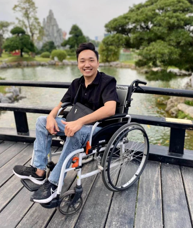 Tiktoker đi xe lăn bất ngờ lên tiếng, tự nhận “là một người chưa trải nghiệm nhiều ở cuộc sống”- Ảnh 3. Tiktoker đi xe lăn bất ngờ lên tiếng, tự nhận “là một người chưa trải nghiệm nhiều ở cuộc sống”- Ảnh 3.