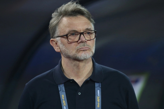 VFF cẩn thận: Ứng viên dẫn ĐTVN từng bị báo Hàn chê thậm tệ, ưa thích lối đá giống ông Troussier- Ảnh 4. VFF cẩn thận: Ứng viên dẫn ĐTVN từng bị báo Hàn chê thậm tệ, ưa thích lối đá giống ông Troussier- Ảnh 4.