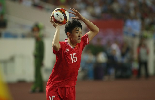 Đình Bắc bị HLV V.League phê phán gay gắt: Đình Bắc bị HLV V.League phê phán gay gắt: