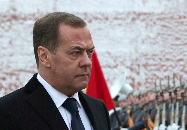Ông Medvedev kêu gọi 'treo thưởng cho mỗi binh sĩ NATO mất mạng': Quân phương Tây ở Ukraine là kẻ thù- Ảnh 1. Ông Medvedev kêu gọi 'treo thưởng cho mỗi binh sĩ NATO mất mạng': Quân phương Tây ở Ukraine là kẻ thù- Ảnh 1.