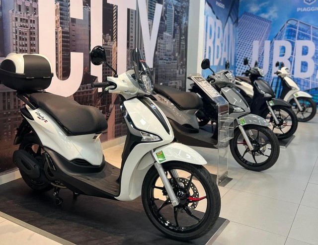 Mẫu xe người Việt quan tâm nhiều thứ hai chỉ sau Vision: Giá đã 'mềm', không còn chênh đến cả chục triệu!- Ảnh 4. Mẫu xe người Việt quan tâm nhiều thứ hai chỉ sau Vision: Giá đã 'mềm', không còn chênh đến cả chục triệu!- Ảnh 4.