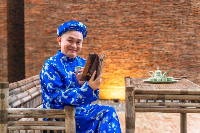 Lý do Xuân Hinh không gia nhập showbiz phía Nam dù là danh hài lẫy lừng- Ảnh 1. Lý do Xuân Hinh không gia nhập showbiz phía Nam dù là danh hài lẫy lừng- Ảnh 1.
