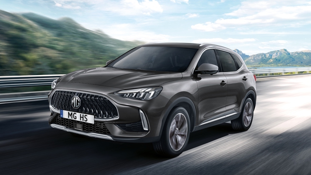 Với tầm giá 700 triệu, xe gầm cao nào tiện dụng, linh hoạt, tiết kiệm đáng để người Việt chọn mua?- Ảnh 3. Với tầm giá 700 triệu, xe gầm cao nào tiện dụng, linh hoạt, tiết kiệm đáng để người Việt chọn mua?- Ảnh 3.