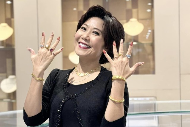 Không gian sống của nữ nghệ sĩ hài nổi tiếng đất Bắc, chua ngoa, đanh đá nhất 'Trạm cứu hộ trái tim Không gian sống của nữ nghệ sĩ hài nổi tiếng đất Bắc, chua ngoa, đanh đá nhất 'Trạm cứu hộ trái tim