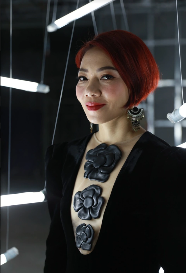 Nữ diva đình đám dám chê Trấn Thành không biết hát là ai?- Ảnh 3. Nữ diva đình đám dám chê Trấn Thành không biết hát là ai?- Ảnh 3.