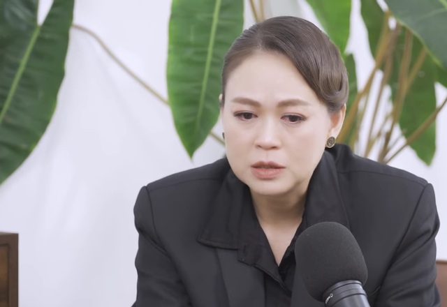 Một nữ diễn viên bị chính bố chồng đẩy ra đường cùng ba đứa con, trắng tay: Một nữ diễn viên bị chính bố chồng đẩy ra đường cùng ba đứa con, trắng tay: