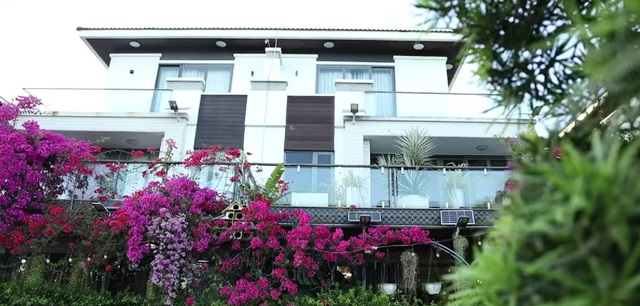 Choáng ngợp trước biệt thự hàng chục tỷ rộng 200m2 của Cao Thái Sơn- Ảnh 4. Choáng ngợp trước biệt thự hàng chục tỷ rộng 200m2 của Cao Thái Sơn- Ảnh 4.