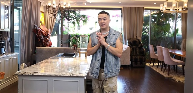 Choáng ngợp trước biệt thự hàng chục tỷ rộng 200m2 của Cao Thái Sơn- Ảnh 1. Choáng ngợp trước biệt thự hàng chục tỷ rộng 200m2 của Cao Thái Sơn- Ảnh 1.