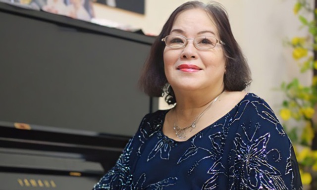 Nữ Trung tá – NSND vừa qua đời: Giọng hát độc nhất vô nhị, nhiều lần được gặp đại tướng Võ Nguyên Giáp- Ảnh 7. Nữ Trung tá – NSND vừa qua đời: Giọng hát độc nhất vô nhị, nhiều lần được gặp đại tướng Võ Nguyên Giáp- Ảnh 7.