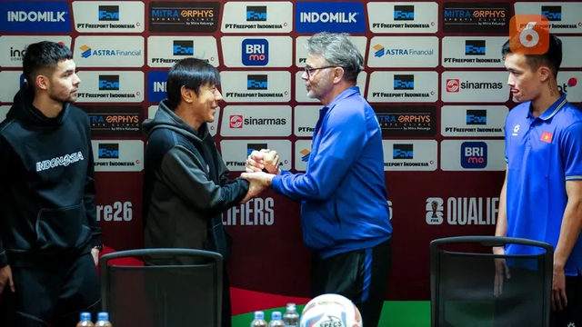 Báo Indonesia: Ông Troussier có thể sang Indonesia làm việc, thành cộng sự đắc lực của HLV Shin Tae-yong- Ảnh 1. Báo Indonesia: Ông Troussier có thể sang Indonesia làm việc, thành cộng sự đắc lực của HLV Shin Tae-yong- Ảnh 1.