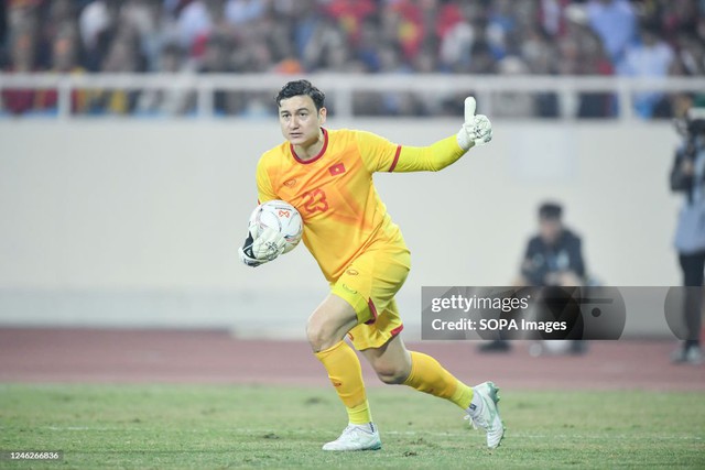 HLV Kim Sang-sik và HLV Kim Sang-sik và