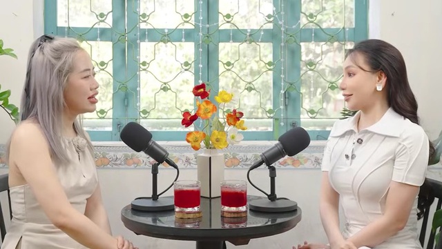 Nữ ca sĩ được gọi là phú bà Vbiz: Một tháng tôi mất 3 triệu tiền ăn, ai nuôi tôi cũng được- Ảnh 1. Nữ ca sĩ được gọi là phú bà Vbiz: Một tháng tôi mất 3 triệu tiền ăn, ai nuôi tôi cũng được- Ảnh 1.