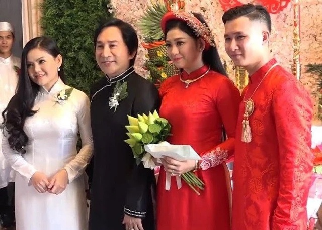 Con gái Kim Tử Long tiết lộ lý do gọi mẹ kế Trinh Trinh là chị, kiên quyết không gọi mẹ- Ảnh 1. Con gái Kim Tử Long tiết lộ lý do gọi mẹ kế Trinh Trinh là chị, kiên quyết không gọi mẹ- Ảnh 1.