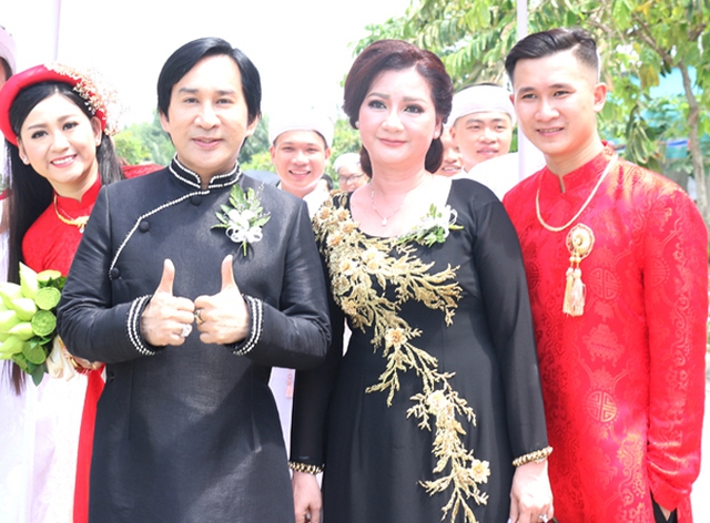 Con gái Kim Tử Long tiết lộ lý do gọi mẹ kế Trinh Trinh là chị, kiên quyết không gọi mẹ- Ảnh 3. Con gái Kim Tử Long tiết lộ lý do gọi mẹ kế Trinh Trinh là chị, kiên quyết không gọi mẹ- Ảnh 3.