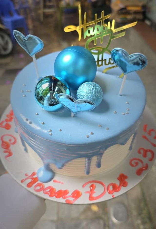 Xót xa sinh nhật cuối cùng ngay trước khi qua đời của nam sinh lớp 8 bị đánh chấn thương sọ não- Ảnh 1. Xót xa sinh nhật cuối cùng ngay trước khi qua đời của nam sinh lớp 8 bị đánh chấn thương sọ não- Ảnh 1.