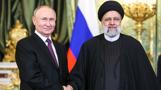 4 chiếc Su-35 nhận lệnh đưa ông Putin tới Iran: Đại sứ tiết lộ về cuộc họp khẩn kéo dài suốt 2 tiếng- Ảnh 3. 4 chiếc Su-35 nhận lệnh đưa ông Putin tới Iran: Đại sứ tiết lộ về cuộc họp khẩn kéo dài suốt 2 tiếng- Ảnh 3.