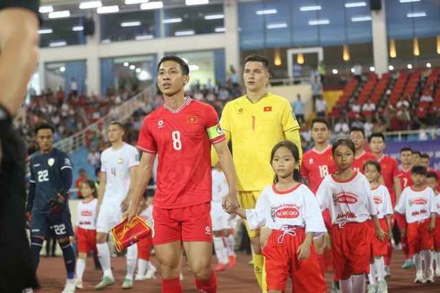AFF Cup 2024: Đấu Indonesia, tuyển Việt Nam được hưởng lợi cực lớn nhờ quy định quan trọng của BTC- Ảnh 2. AFF Cup 2024: Đấu Indonesia, tuyển Việt Nam được hưởng lợi cực lớn nhờ quy định quan trọng của BTC- Ảnh 2.