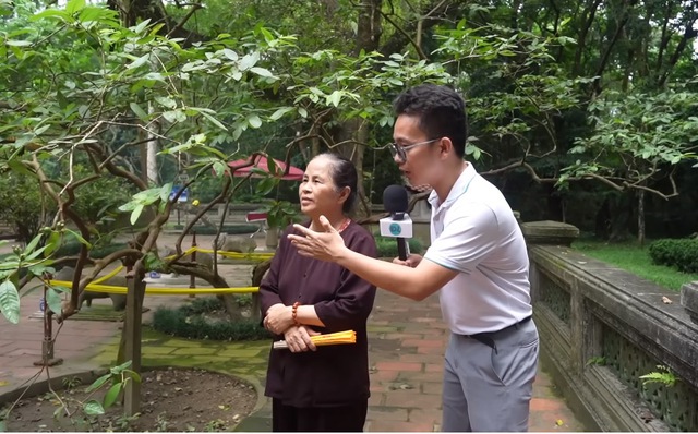 Kỳ lạ cây ổi biết "cười" khi bị cù lét ở Thanh Hóa, sờ vào thân cây liền có cảm giác khó tả trong người- Ảnh 1. Kỳ lạ cây ổi biết "cười" khi bị cù lét ở Thanh Hóa, sờ vào thân cây liền có cảm giác khó tả trong người- Ảnh 1.