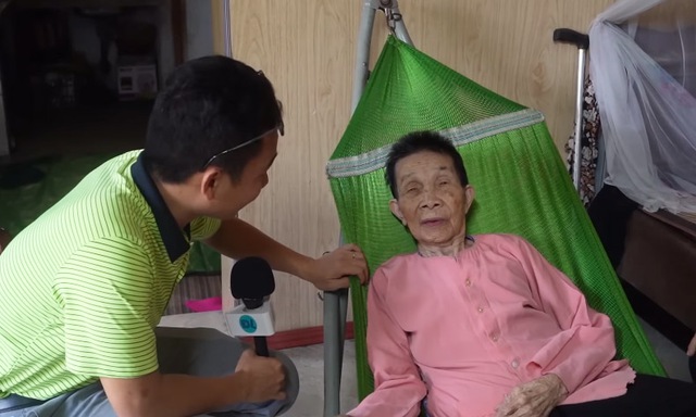 Cụ bà ở Hải Dương thọ 123 tuổi, tóc mọc đen nhánh, răng chưa rụng lại chồi lên răng mới- Ảnh 4. Cụ bà ở Hải Dương thọ 123 tuổi, tóc mọc đen nhánh, răng chưa rụng lại chồi lên răng mới- Ảnh 4.