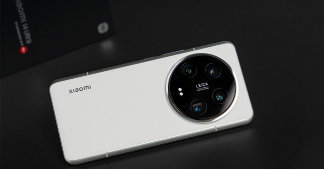Chiếc điện thoại đỉnh cao nhất của Xiaomi về Việt Nam: Đối thủ "phá thế song mã" Apple-Samsung là đây?- Ảnh 3. Chiếc điện thoại đỉnh cao nhất của Xiaomi về Việt Nam: Đối thủ "phá thế song mã" Apple-Samsung là đây?- Ảnh 3.