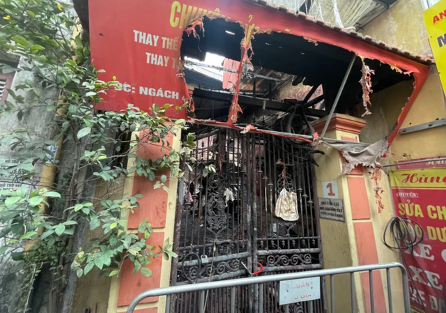 Vụ cháy 14 người chết ở Trung Kính: Cặp đôi yêu 10 năm, chuẩn bị cưới nhưng đều đã tử vong trong đám cháy- Ảnh 2. Vụ cháy 14 người chết ở Trung Kính: Cặp đôi yêu 10 năm, chuẩn bị cưới nhưng đều đã tử vong trong đám cháy- Ảnh 2.