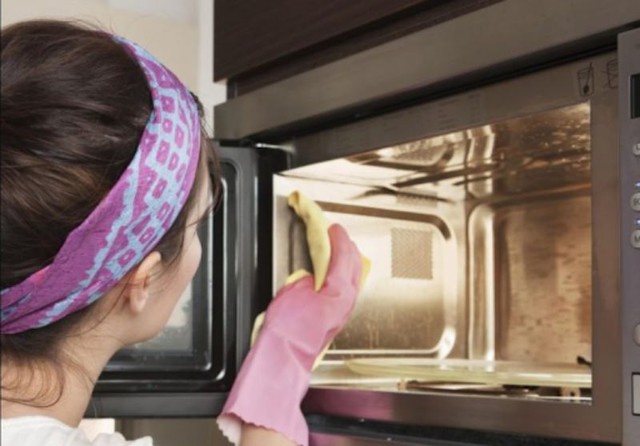 Lò vi sóng dùng xong nên rút điện hay vẫn cắm điện? Thì ra bấy lâu rất nhiều người làm sai- Ảnh 6. Lò vi sóng dùng xong nên rút điện hay vẫn cắm điện? Thì ra bấy lâu rất nhiều người làm sai- Ảnh 6.