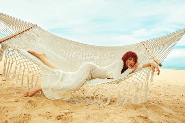 Hoa hậu Bùi Quỳnh Hoa diện bikini, khoe sắc vóc nóng bỏng sau hơn nửa năm đăng quang- Ảnh 7. Hoa hậu Bùi Quỳnh Hoa diện bikini, khoe sắc vóc nóng bỏng sau hơn nửa năm đăng quang- Ảnh 7.