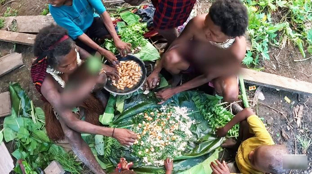 48 giờ sống cùng bộ lạc ăn thịt người, ẩn mình trong rừng rậm của "gã lang thang" người Việt- Ảnh 8.