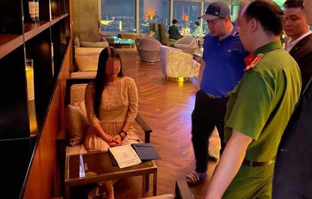 Vụ cô gái quỵt tiền ăn ở khách sạn 5 sao: Chủ nhà hàng nên xử lý thế nào cho đúng?- Ảnh 1. Vụ cô gái quỵt tiền ăn ở khách sạn 5 sao: Chủ nhà hàng nên xử lý thế nào cho đúng?- Ảnh 1.
