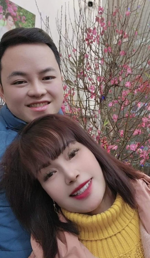 Cô dâu Thu Sao sau 6 năm kết hôn, 68 tuổi vẫn được chồng trẻ gọi là: “Cô bé mãi chưa chịu lớn”- Ảnh 5. Cô dâu Thu Sao sau 6 năm kết hôn, 68 tuổi vẫn được chồng trẻ gọi là: “Cô bé mãi chưa chịu lớn”- Ảnh 5.